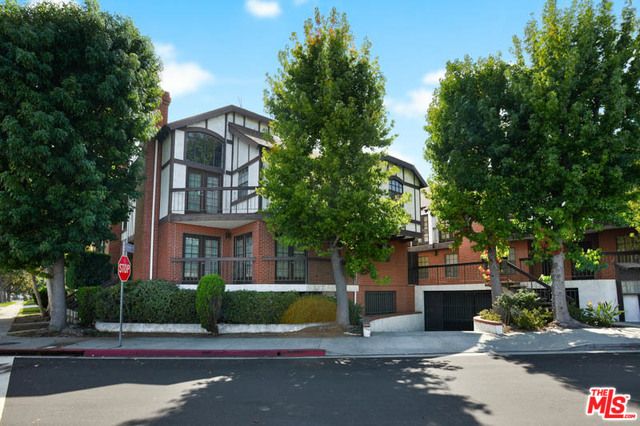 2559 STONER AVE. #5.