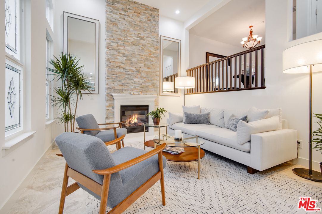 6011 DAWN CREEK #6