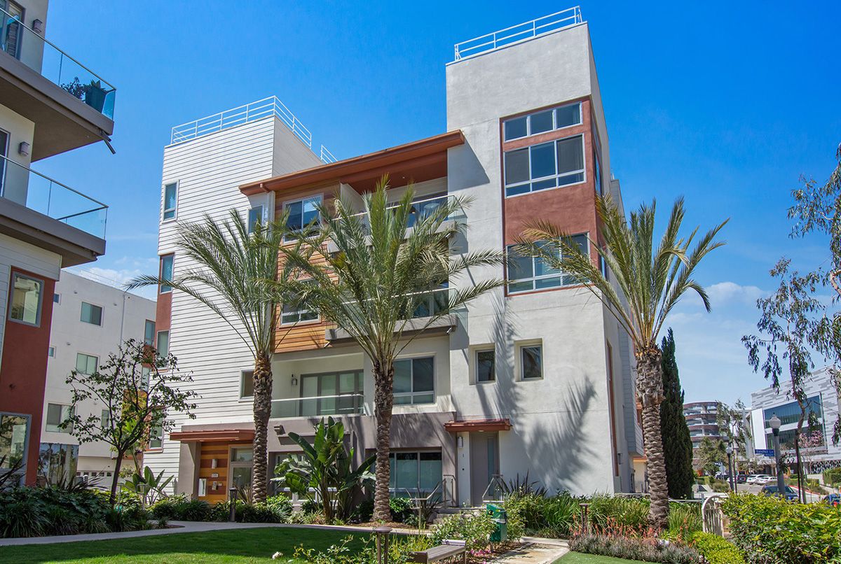 12695 SANDHILL #3