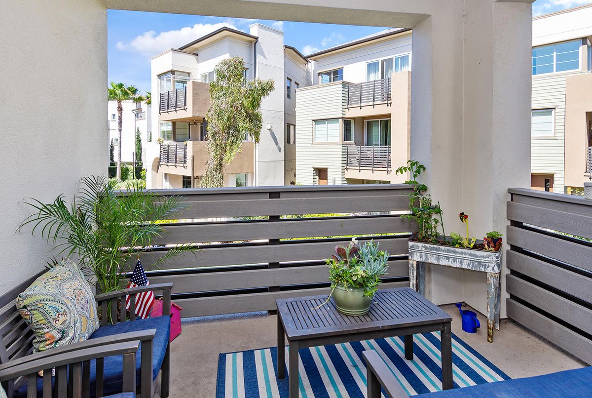 5822 LANTERN CT