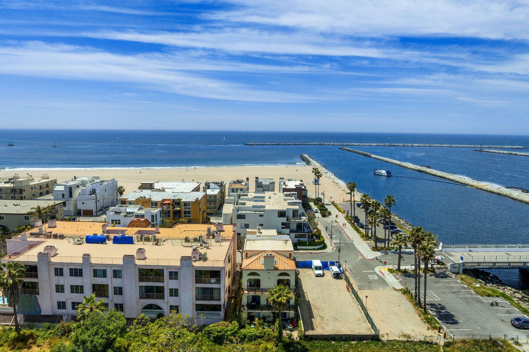 6206 Pacific Ave #2