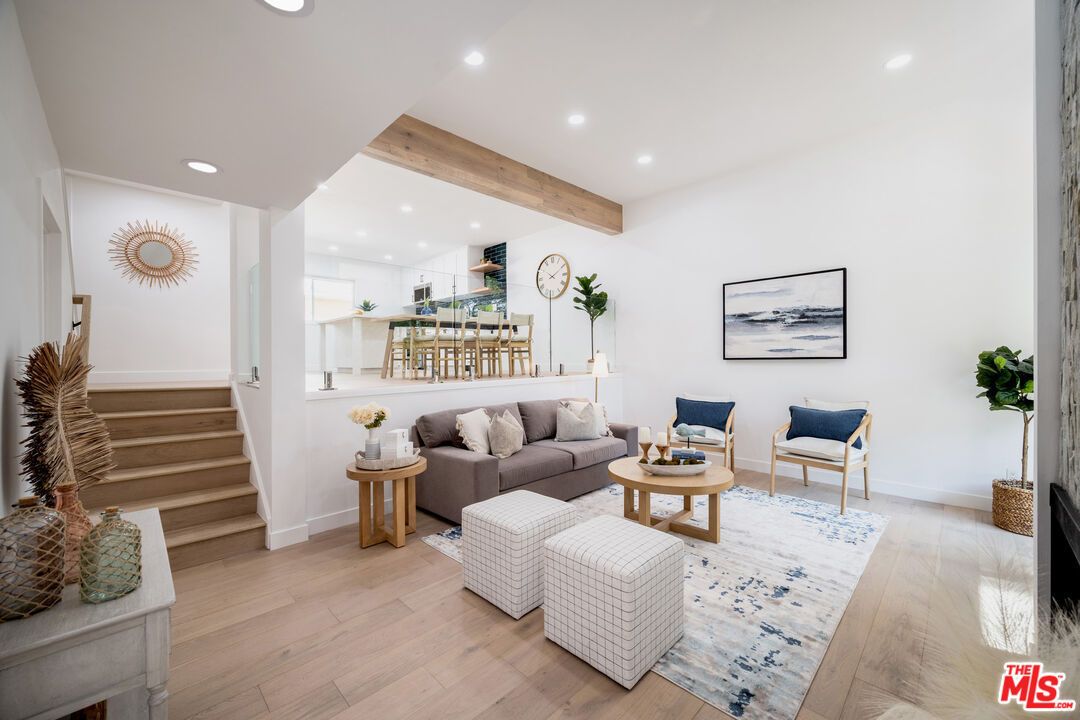 4718 La Villa Marina #C