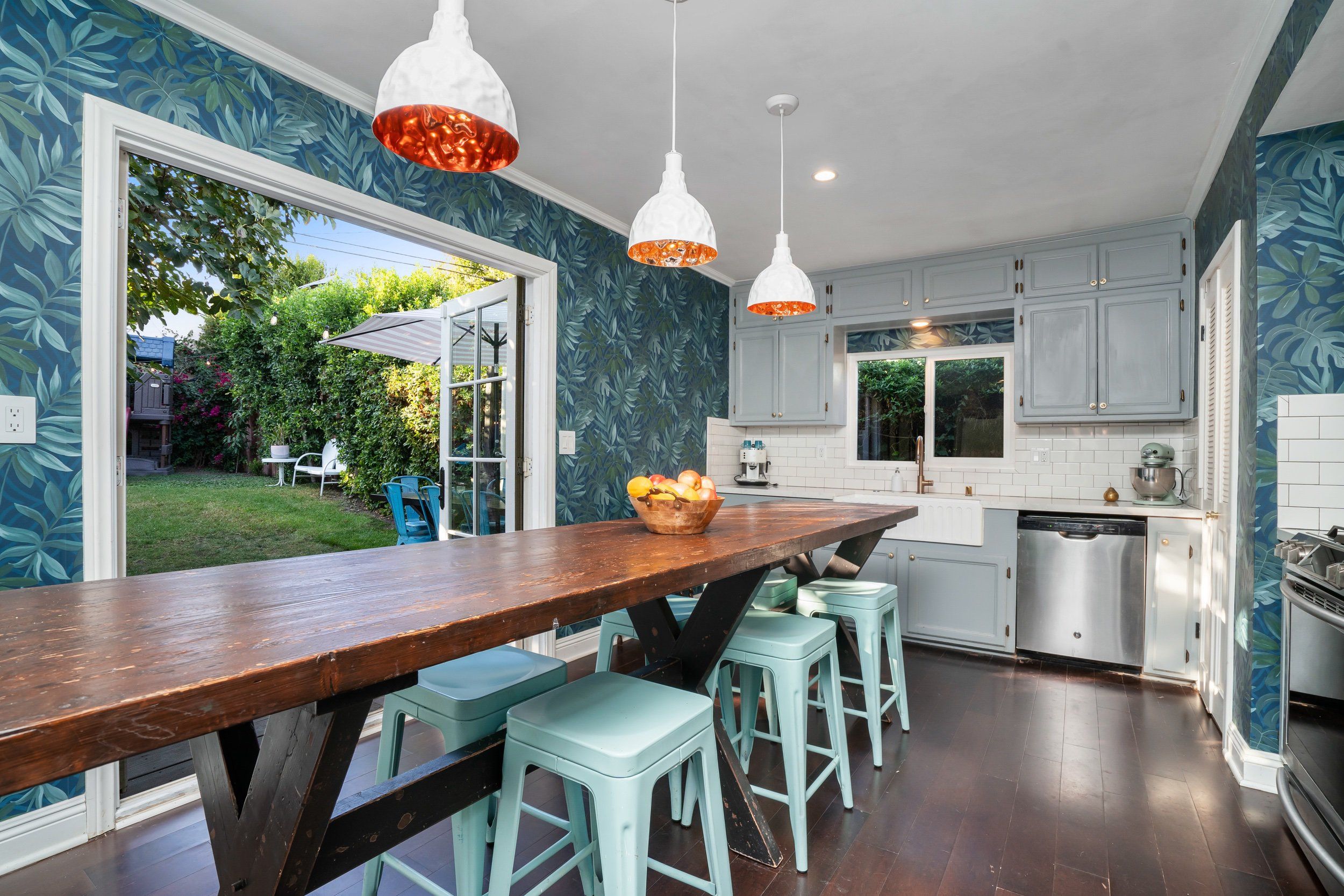 1225 S Mullen